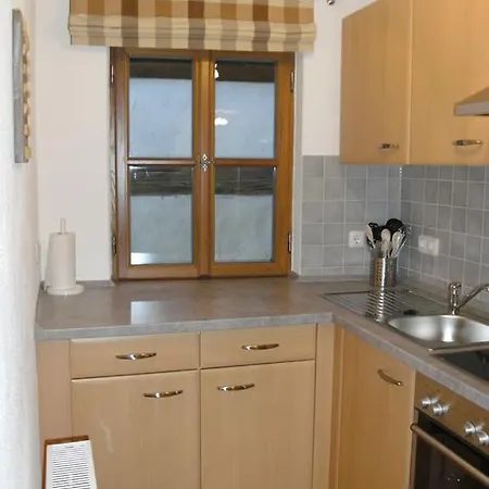 Zum Egerlaender Fachwerkhof Guest house 4*