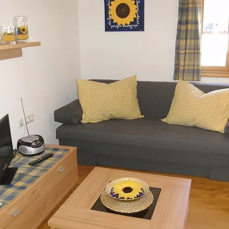 Guest house Zum Egerlaender Fachwerkhof
