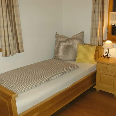 Guest house Zum Egerlaender Fachwerkhof Neualbenreuth